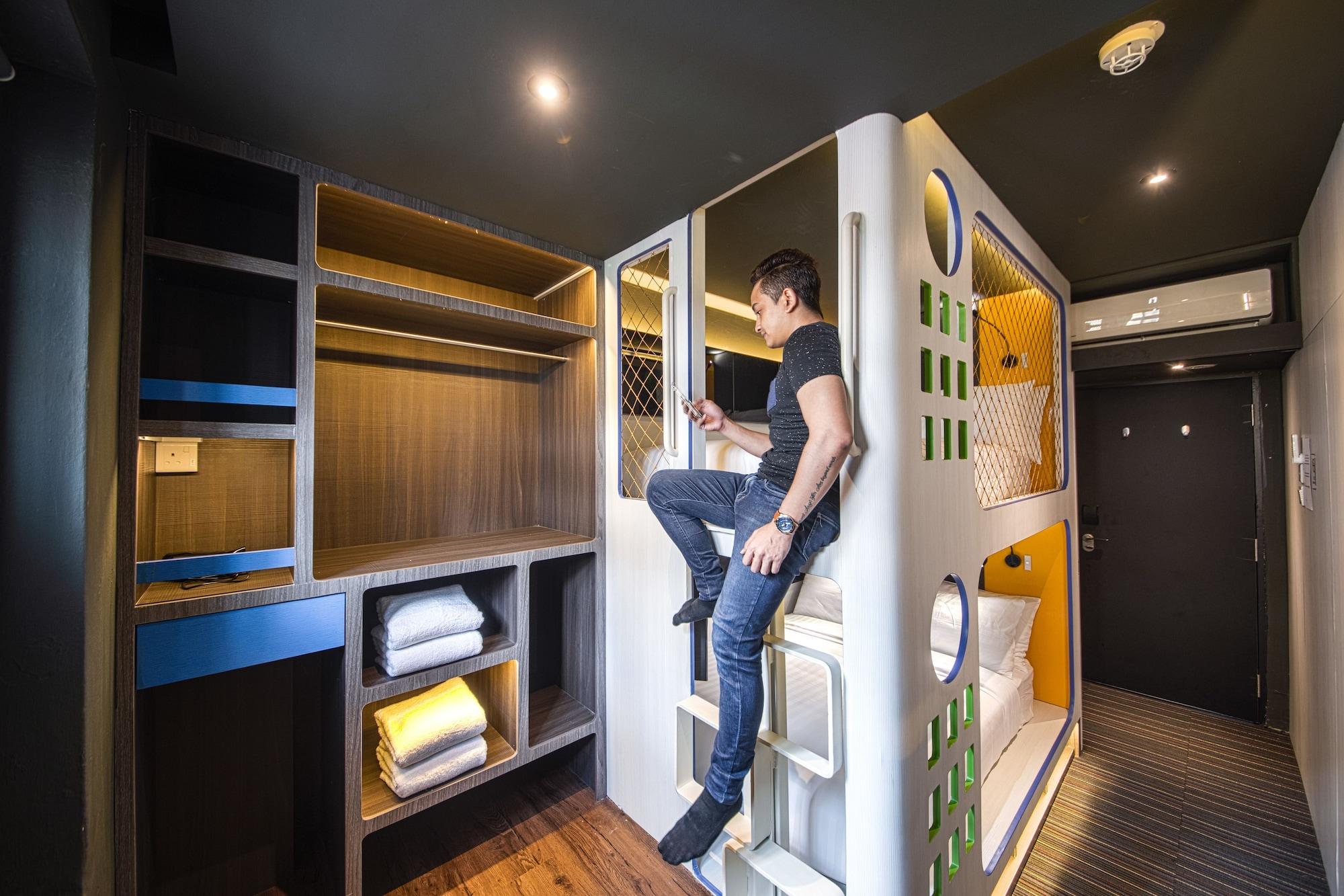 Cube Family Boutique Capsule Hotel At Chinatown Сингапур Экстерьер фото