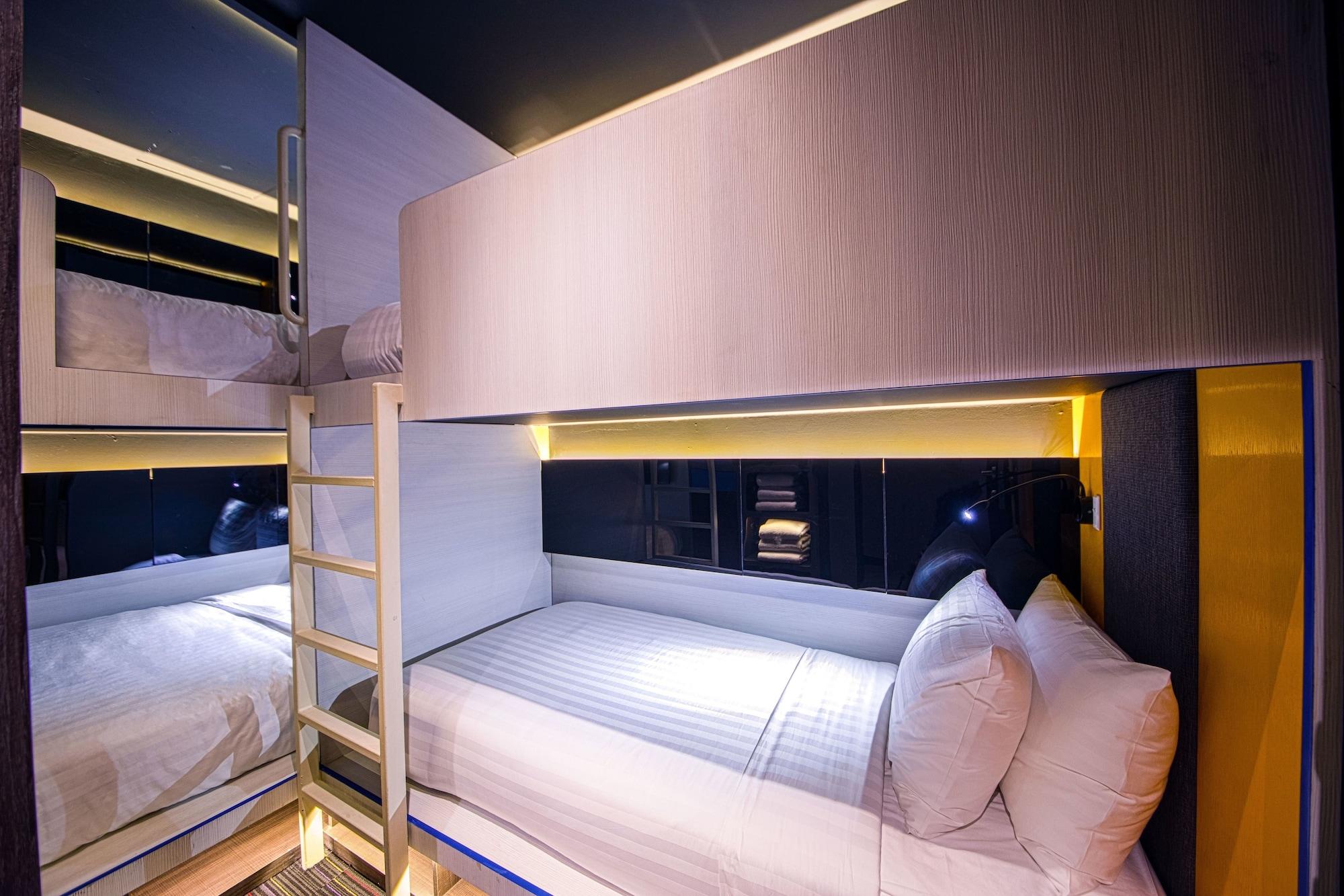 Cube Family Boutique Capsule Hotel At Chinatown Сингапур Экстерьер фото