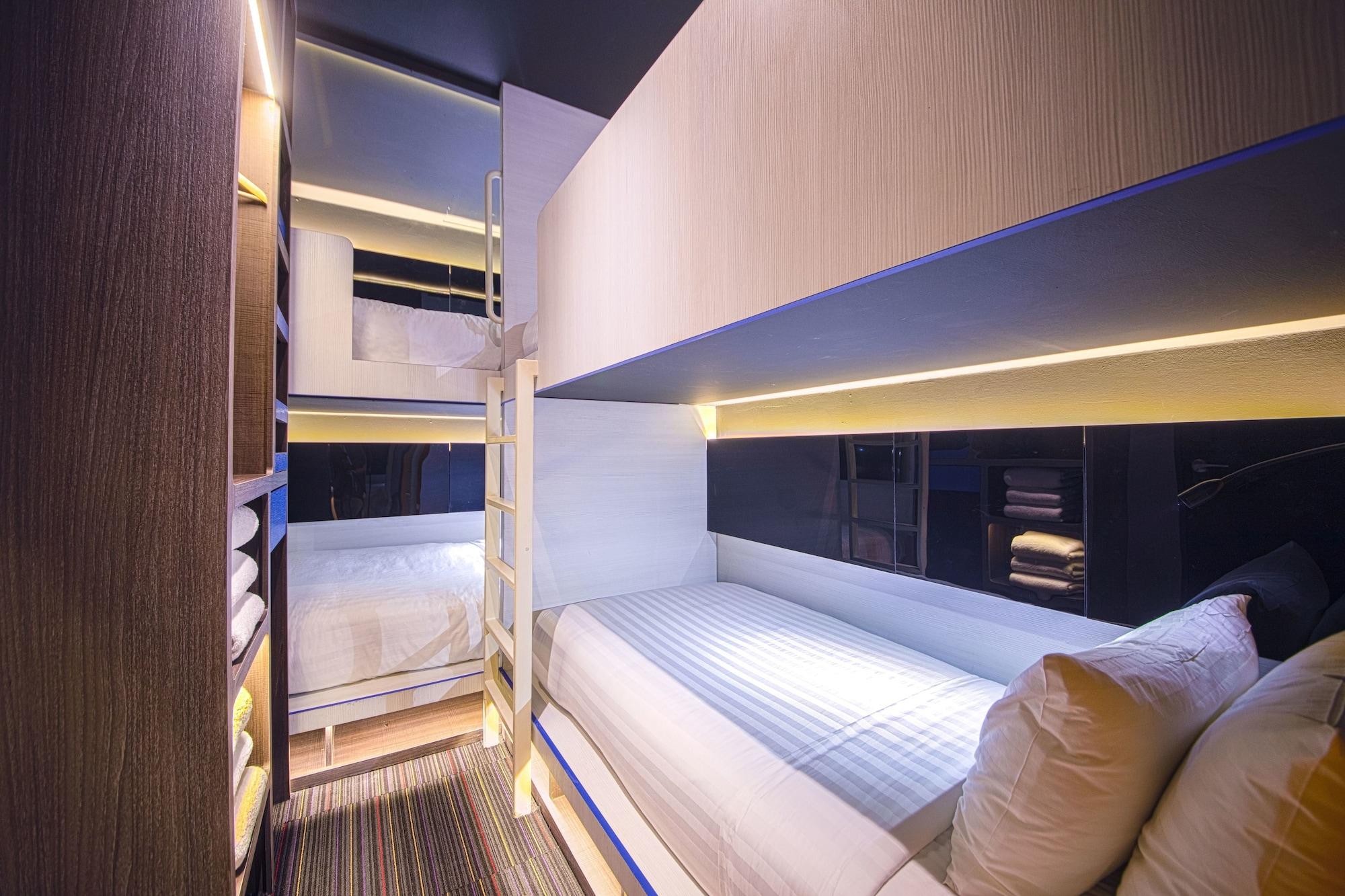 Cube Family Boutique Capsule Hotel At Chinatown Сингапур Экстерьер фото